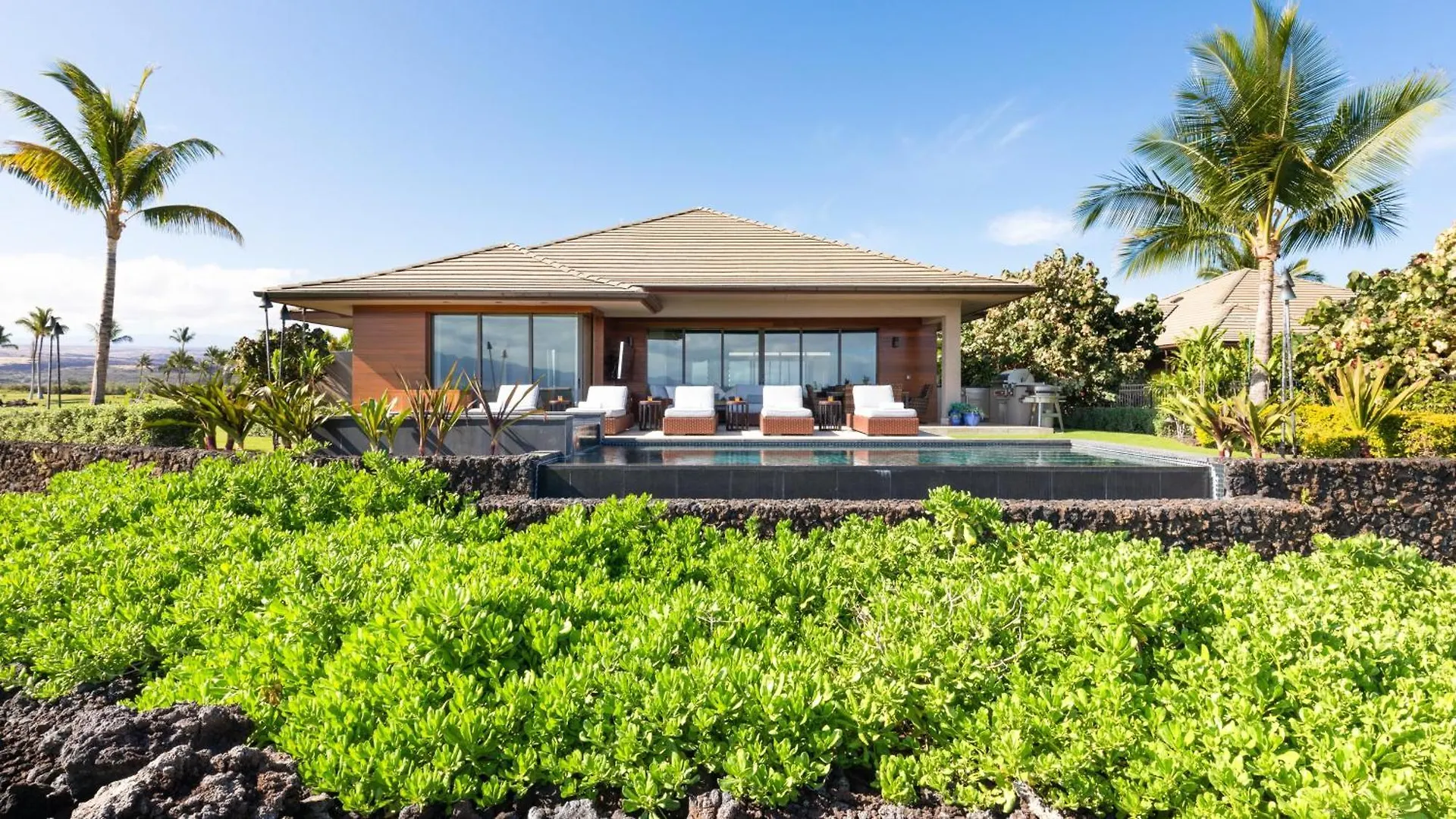 Holiday home Elegant Escape Elegant 4Br Laulea Home With Pool And Ocean View Waikoloa United States