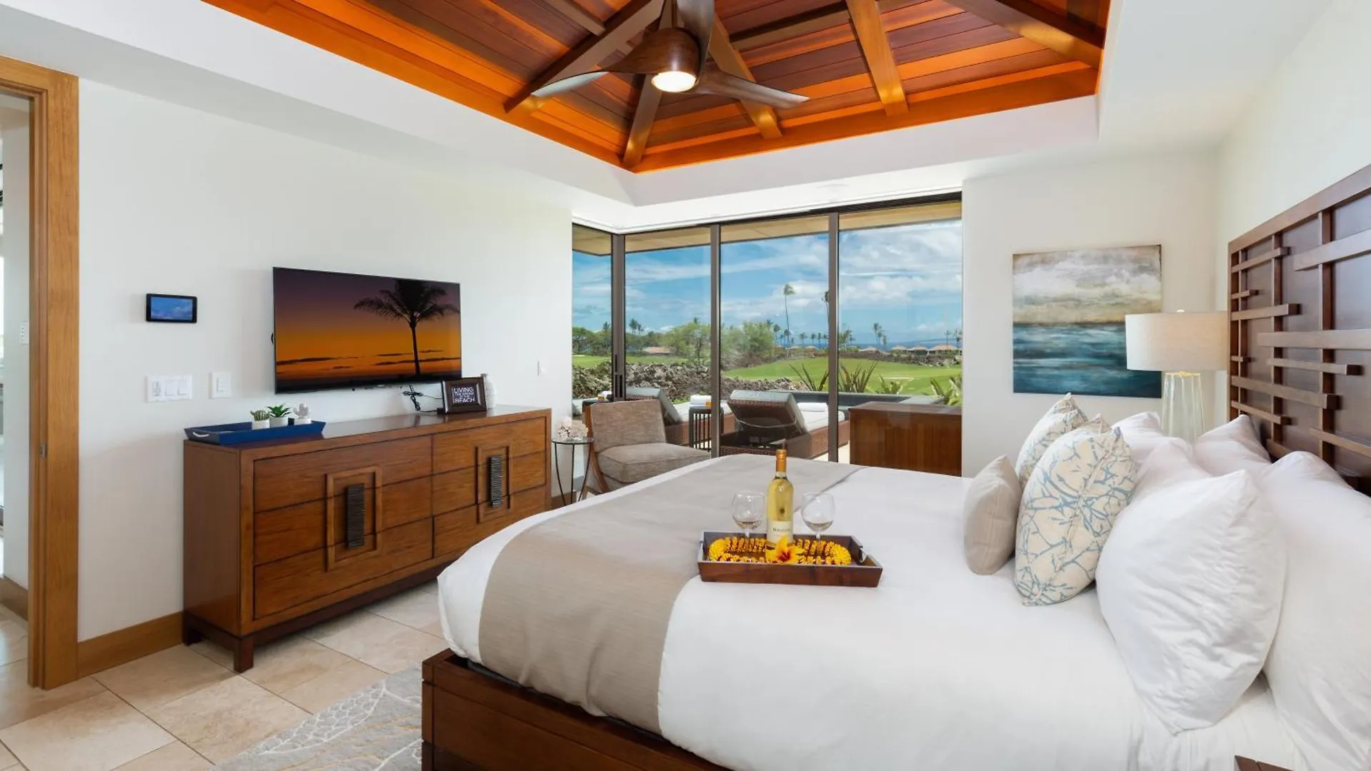 Holiday home Elegant Escape Elegant 4Br Laulea Home With Pool And Ocean View Waikoloa United States