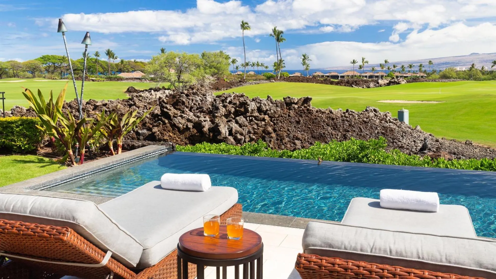 Holiday home Elegant Escape Elegant 4Br Laulea Home With Pool And Ocean View Waikoloa