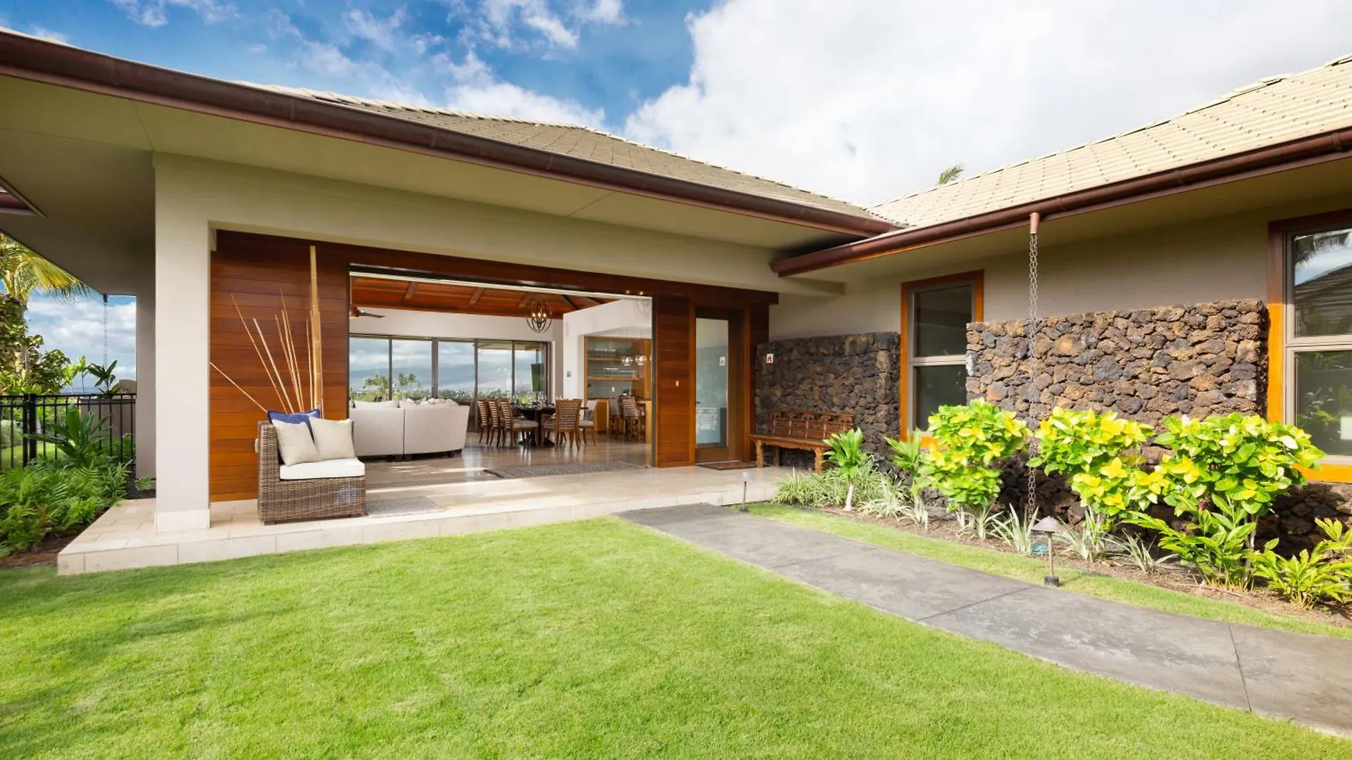 Elegant Escape Elegant 4Br Laulea Home With Pool And Ocean View Waikoloa